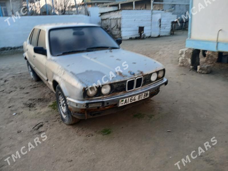 BMW 320 1983 - 6 000 TMT - Эсенгулы - img 3