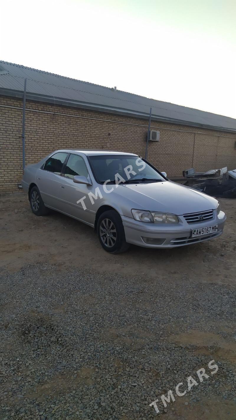 Toyota Camry 2000 - 105 000 TMT - Сакарчага - img 2