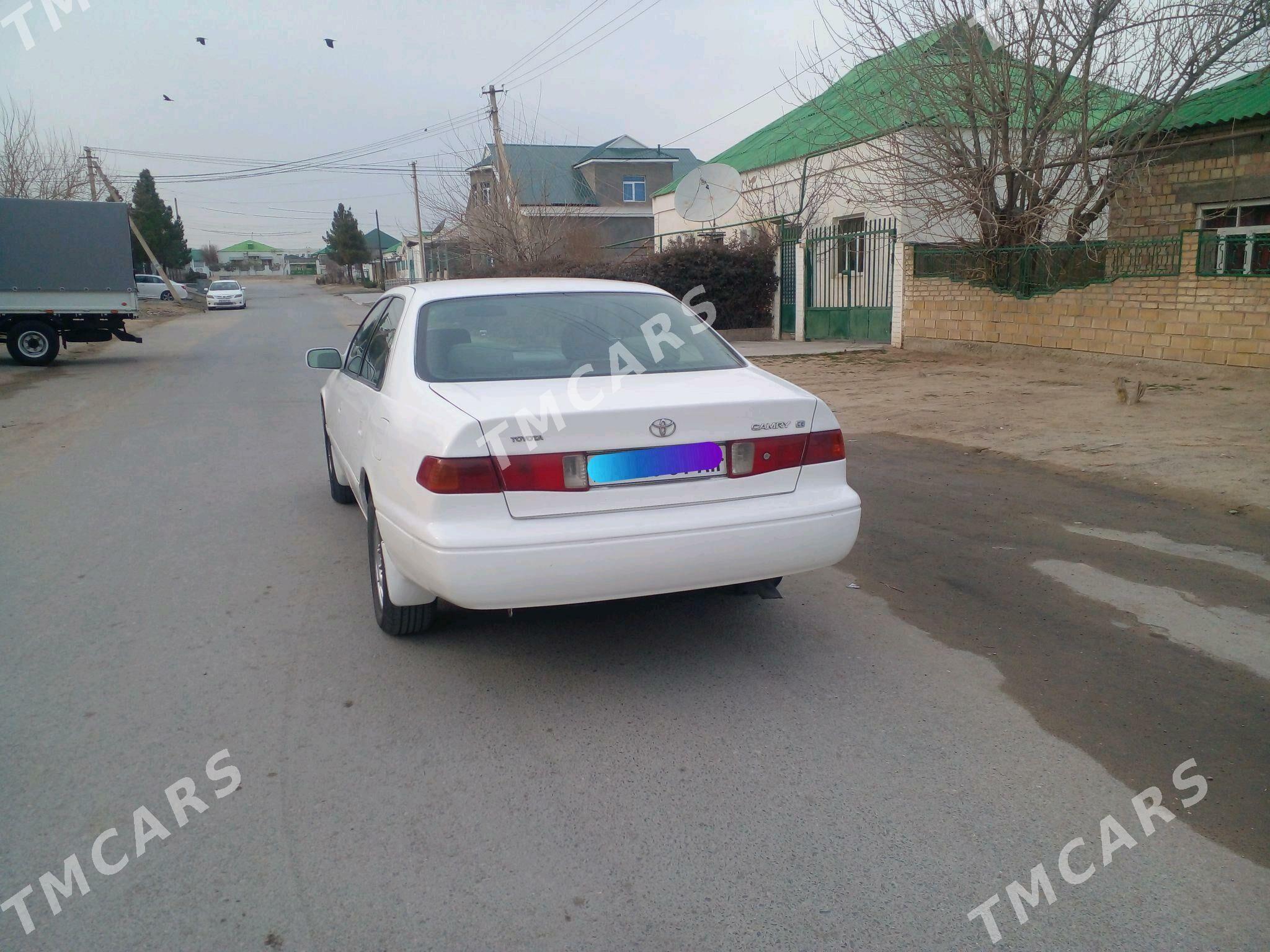 Toyota Camry 2000 - 96 000 TMT - Aşgabat - img 2