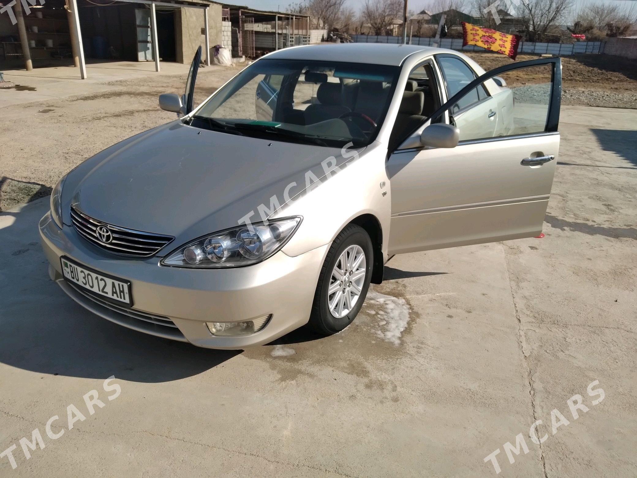 Toyota Camry 2003 - 160 000 TMT - Теджен - img 5