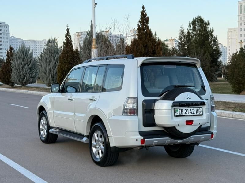 Mitsubishi Pajero 2014 - 262 000 TMT - Ашхабад - img 6