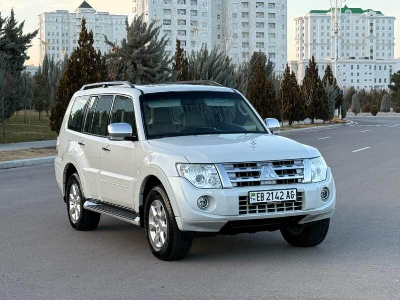 Mitsubishi Pajero 2014 - 262 000 TMT - Ашхабад - img 3