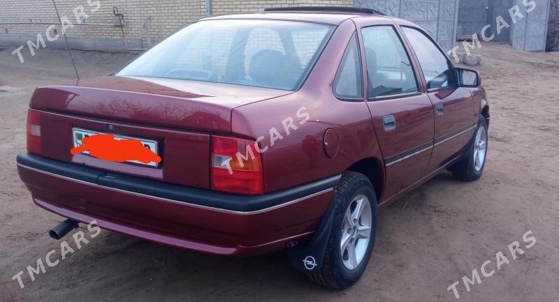 Opel Vectra 1990 - 40 000 TMT - Mary - img 2