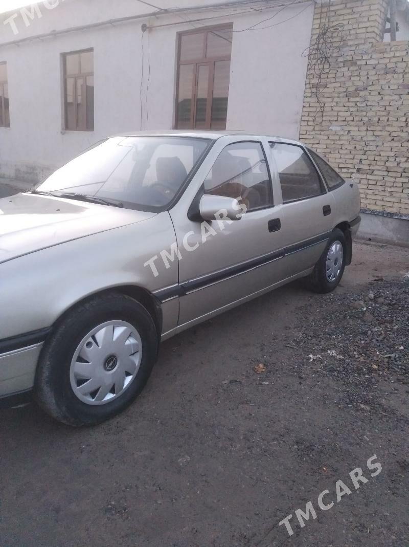 Opel Vectra 1992 - 28 000 TMT - Çärjew - img 3