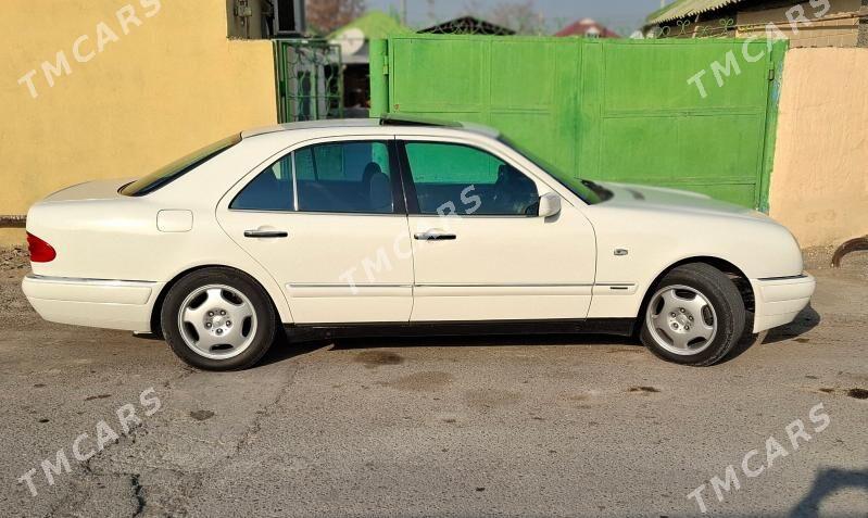 Mercedes-Benz 230E 1998 - 100 000 TMT - 10 mkr - img 2