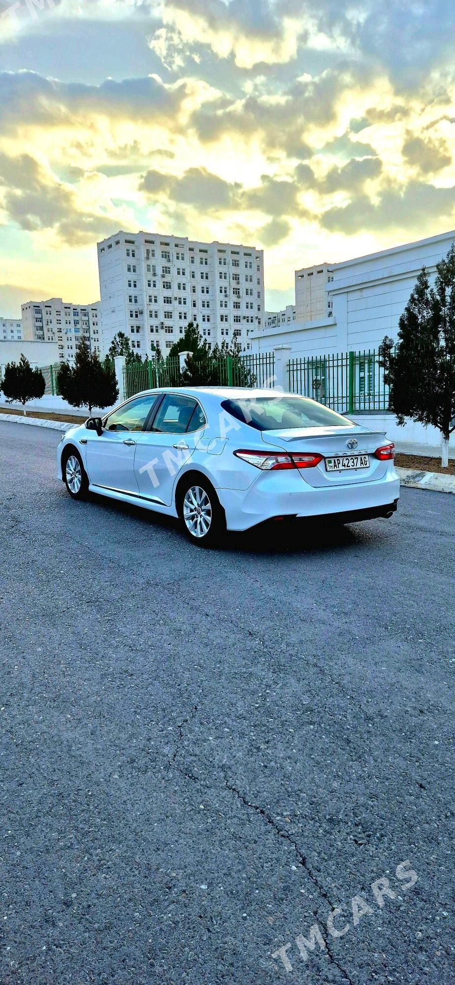 Toyota Camry 2020 - 310 000 TMT - Aşgabat - img 6