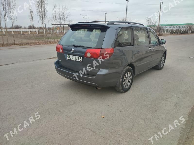 Toyota Sienna 2006 - 180 000 TMT - Gubadag - img 2