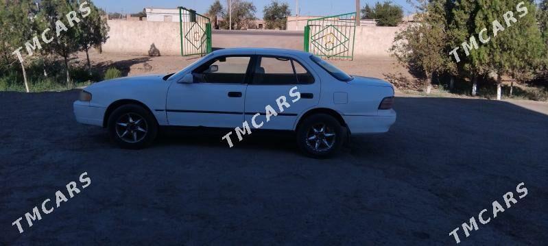 Toyota Camry 1993 - 45 000 TMT - Boldumsaz - img 2