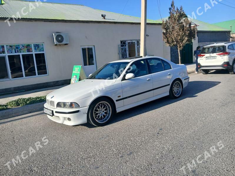 BMW E39 2001 - 97 000 TMT - Büzmeýin - img 5