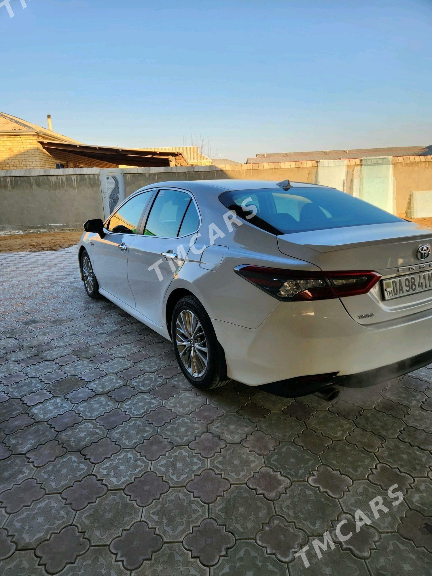 Toyota Camry 2018 - 265 000 TMT - Мары - img 2