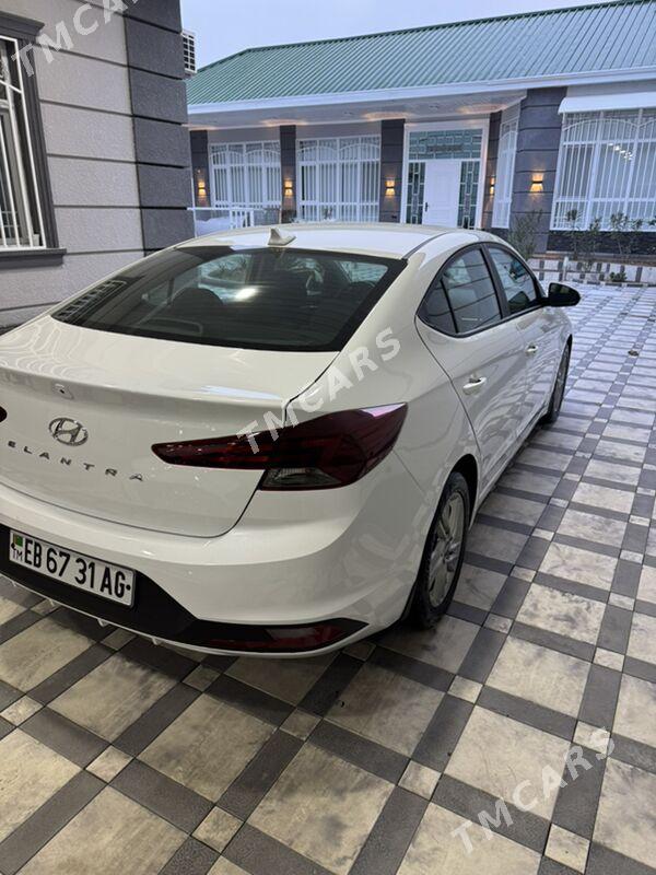 Hyundai Elantra 2019 - 255 000 TMT - Aşgabat - img 5