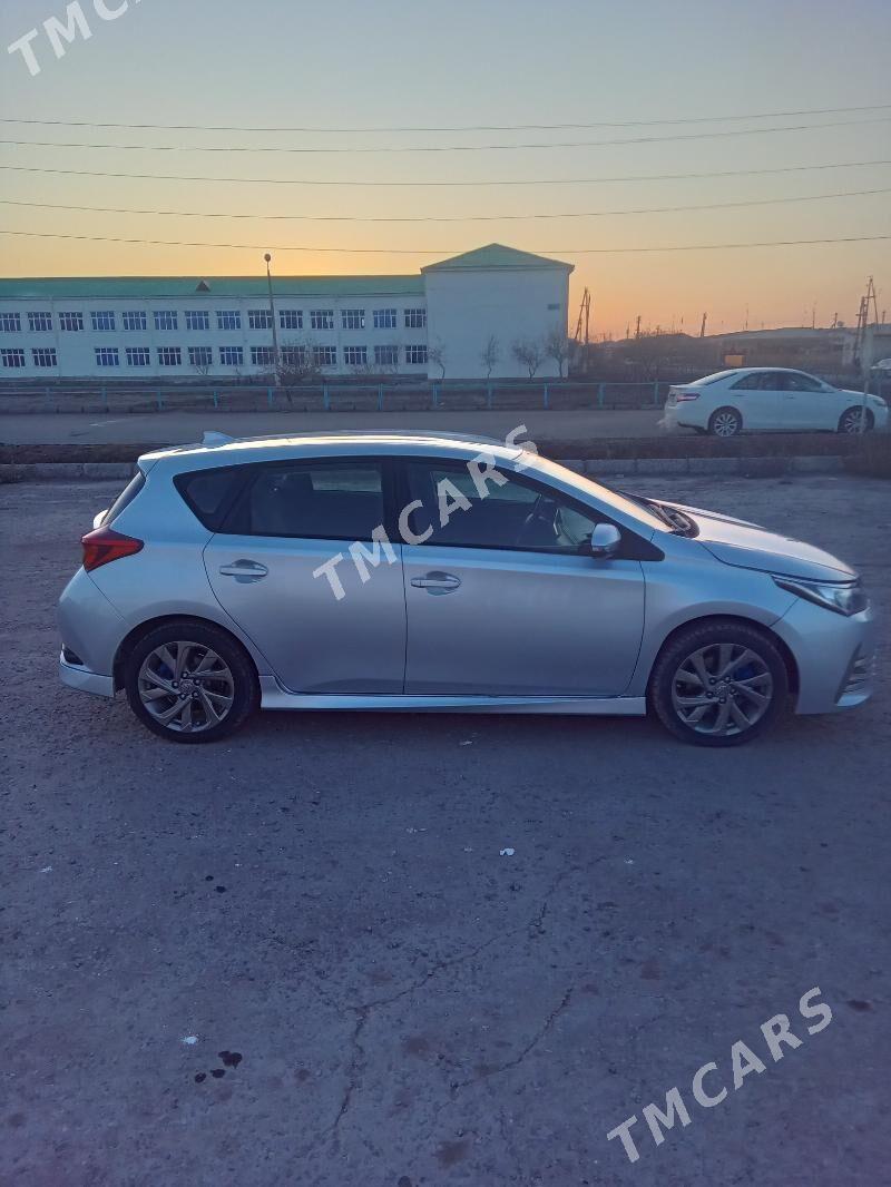 Toyota Corolla 2018 - 180 000 TMT - Дашогуз - img 4