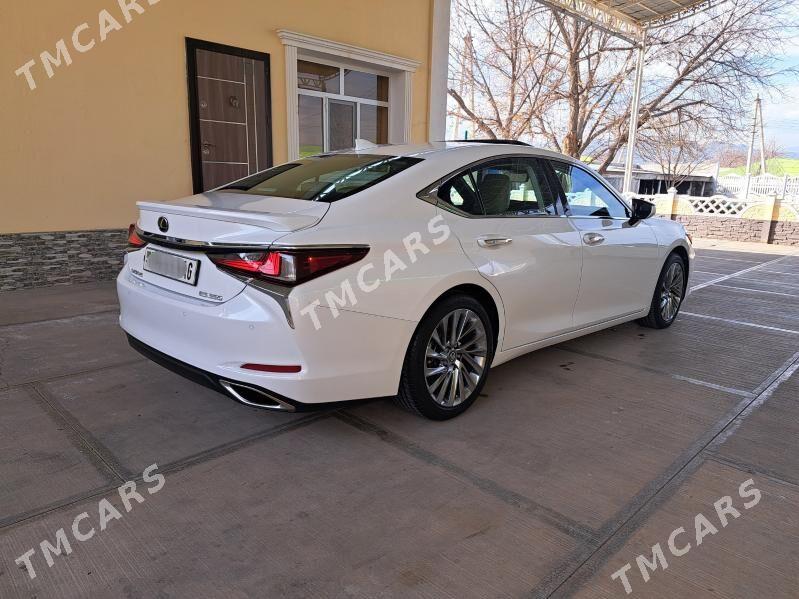 Lexus ES 350 2019 - 579 000 TMT - Гёкдже - img 4