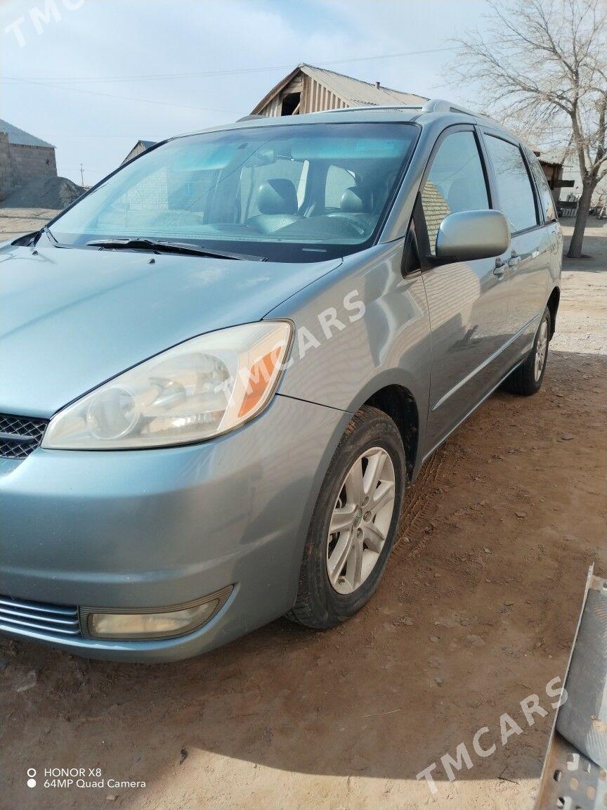 Toyota Sienna 2005 - 212 000 TMT - Гёкдепе - img 7