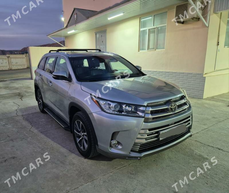 Toyota Highlander 2019 - 485 000 TMT - Türkmenbaşy - img 2