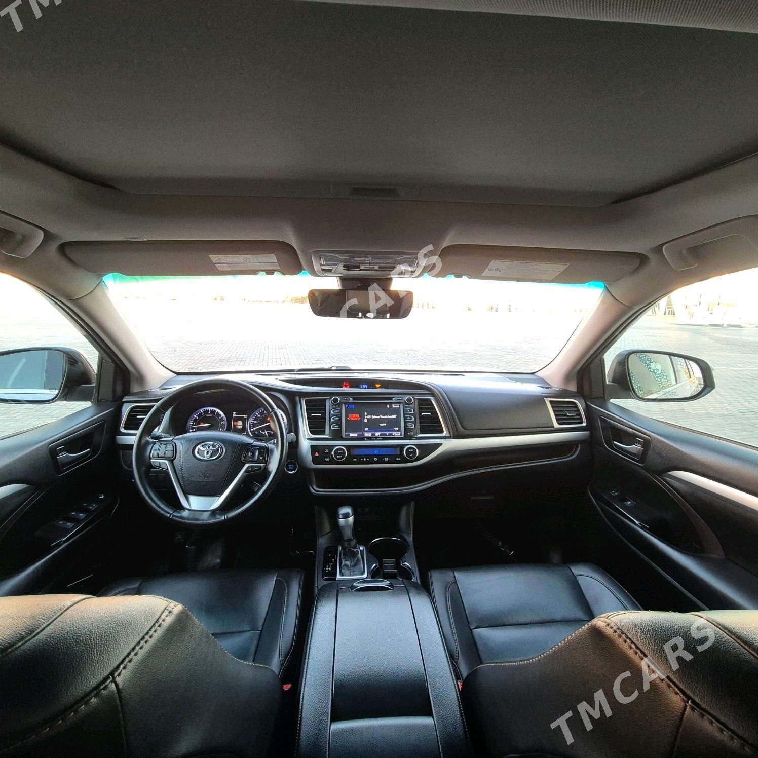 Toyota Highlander 2019 - 485 000 TMT - Türkmenbaşy - img 5