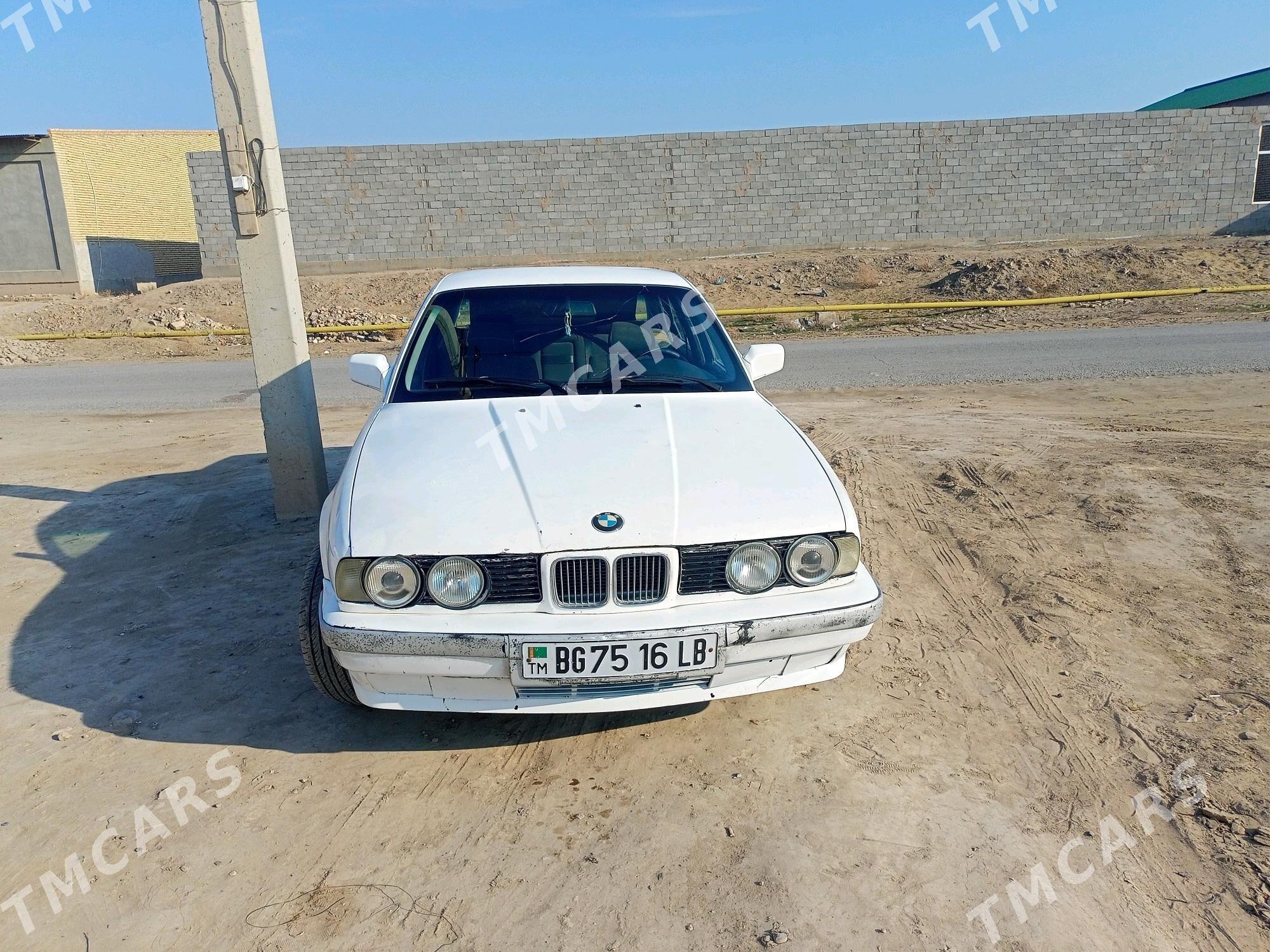 BMW 520 1989 - 30 000 TMT - Türkmenabat - img 3