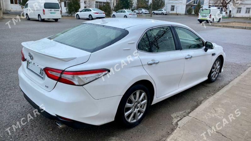 Toyota Camry 2018 - 229 000 TMT - Ашхабад - img 3