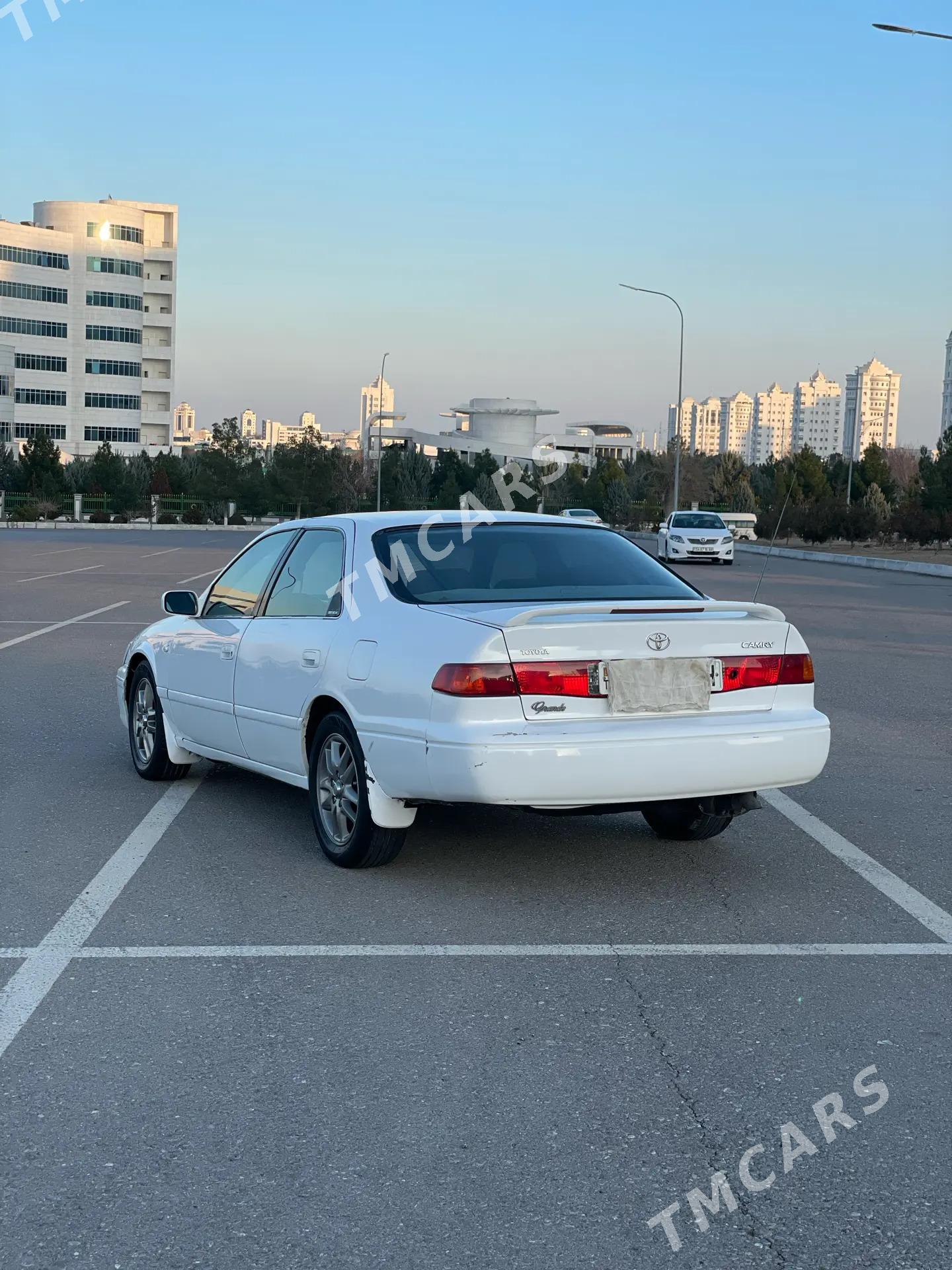 Toyota Camry 1998 - 120 000 TMT - Гёкдепе - img 4