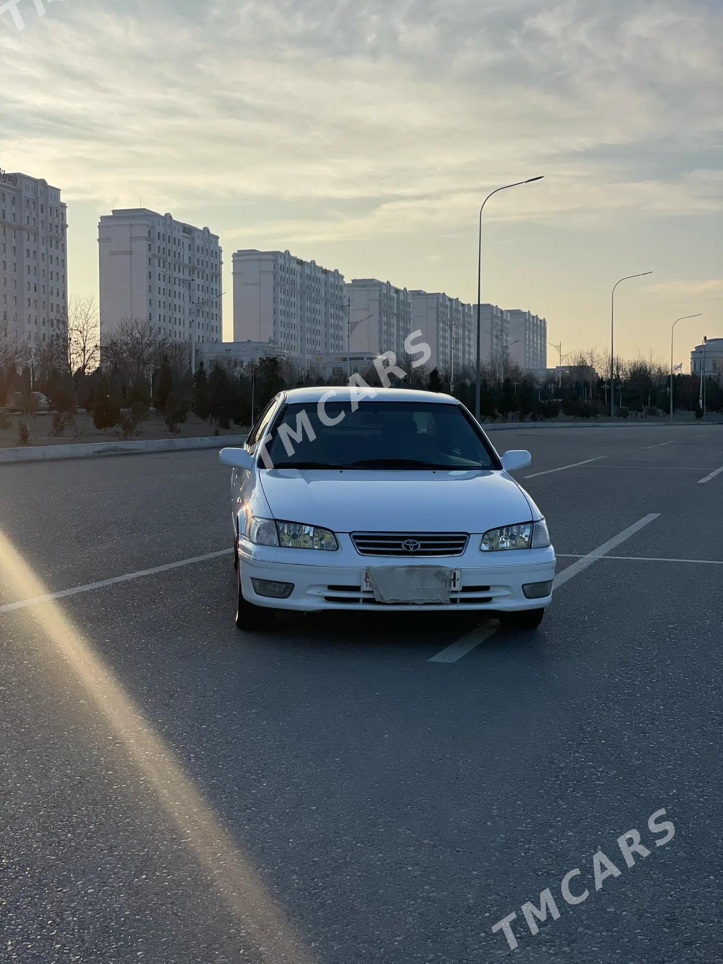 Toyota Camry 1998 - 120 000 TMT - Гёкдепе - img 3