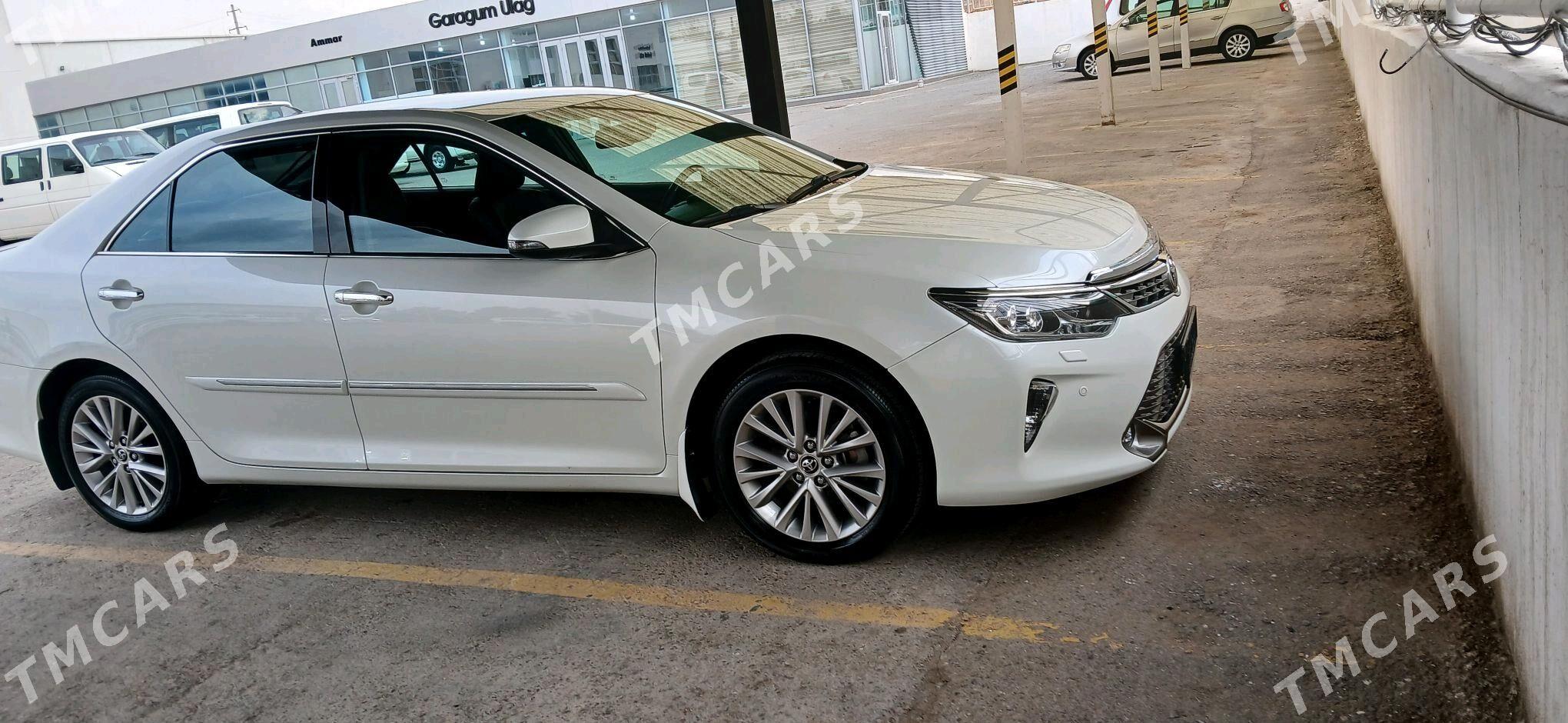 Toyota Camry 2017 - 585 000 TMT - Ашхабад - img 3