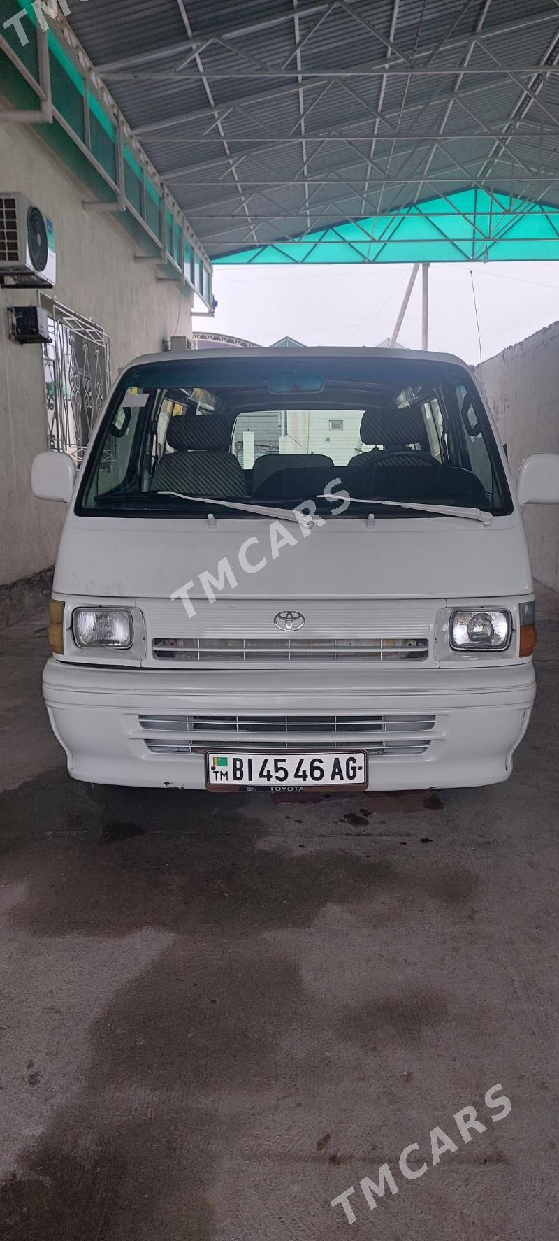 Toyota Hiace 1998 - 90 000 TMT - Büzmeýin - img 6