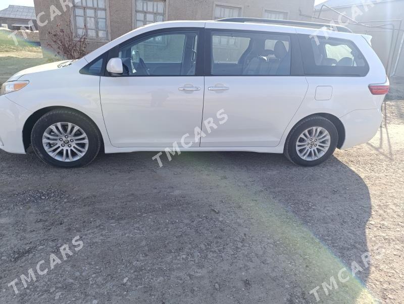 Toyota Sienna 2020 - 450 000 TMT - Байрамали - img 3