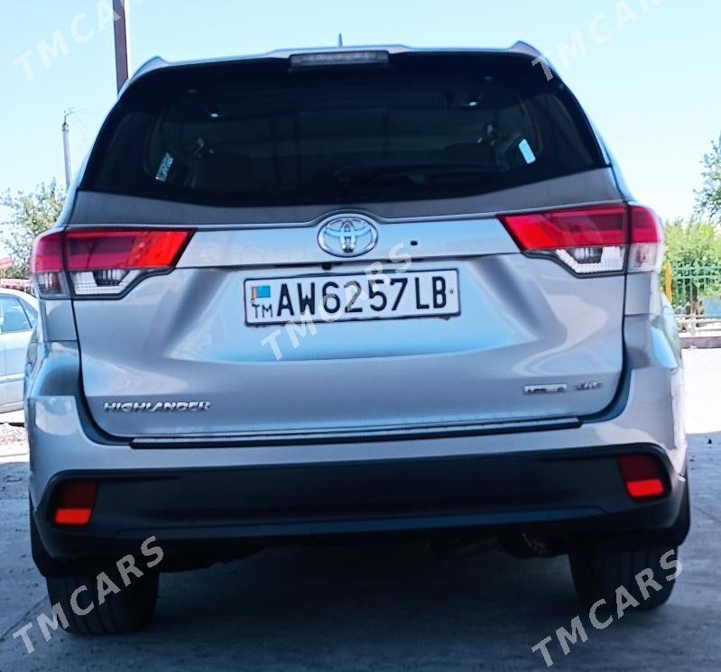 Toyota Highlander 2016 - 375 000 TMT - Türkmenabat - img 6