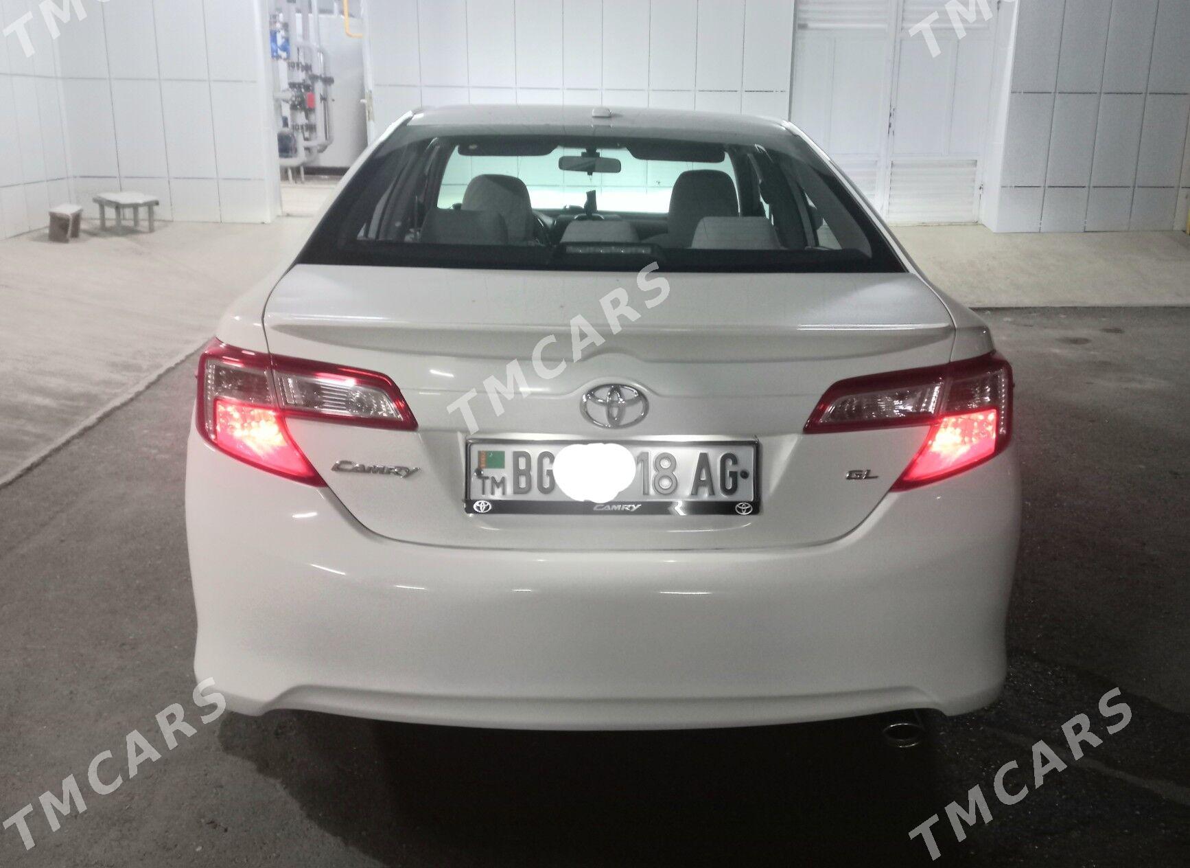 Toyota Camry 2013 - 195 000 TMT - Arkadag - img 2