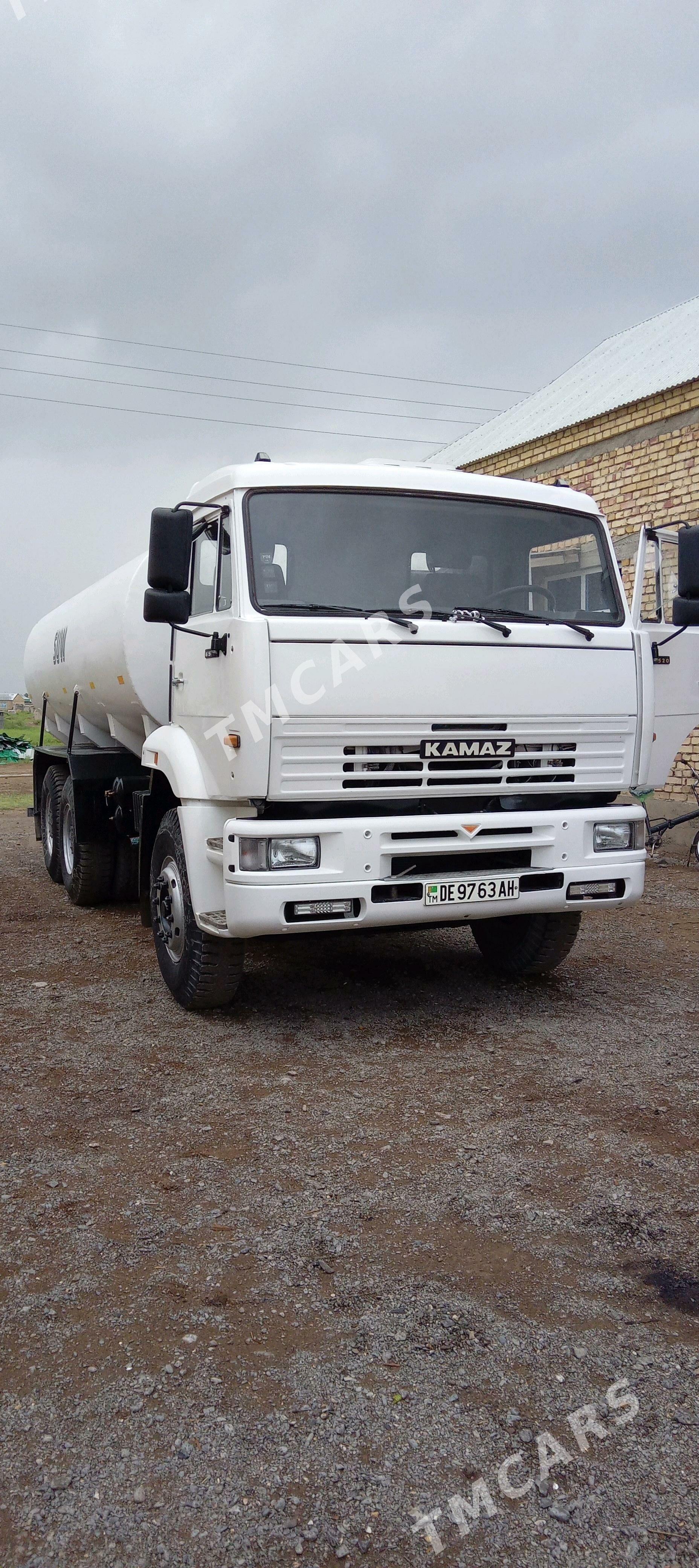Kamaz 6520 2013 - 500 000 TMT - Гёкдепе - img 1