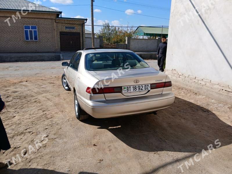 Toyota Camry 1998 - 96 000 TMT - Şabat etr. - img 3