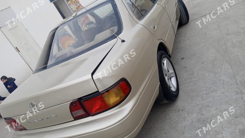 Toyota Camry 1995 - 90 000 TMT - Çärjew - img 3