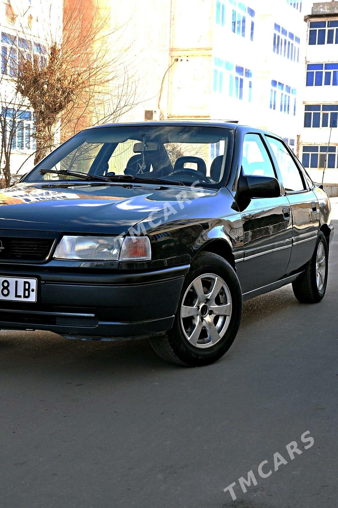 Opel Vectra 1991 - 37 000 TMT - Çärjew - img 3