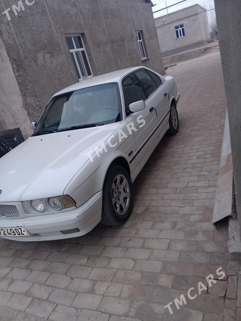 BMW 530 1995 - 60 000 TMT - Гурбансолтан Едже - img 3