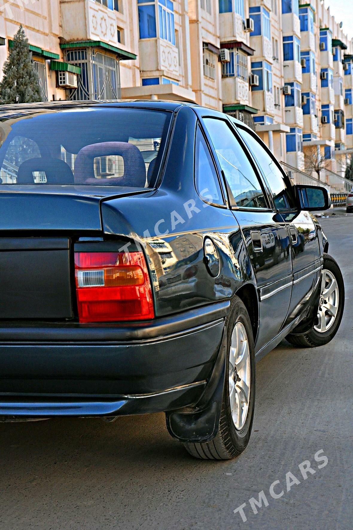 Opel Vectra 1991 - 37 000 TMT - Çärjew - img 7