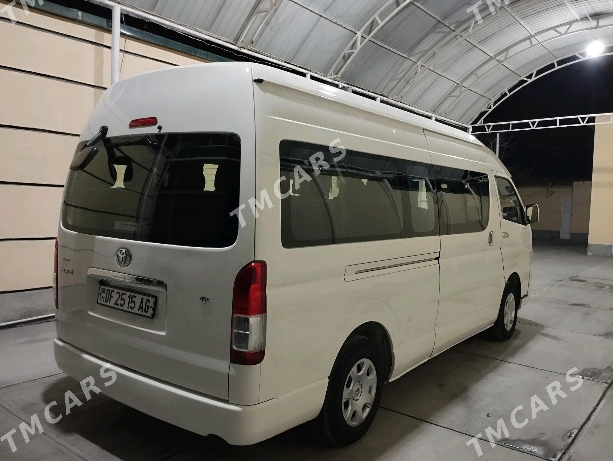 Toyota Hiace 2014 - 420 000 TMT - Ашхабад - img 4