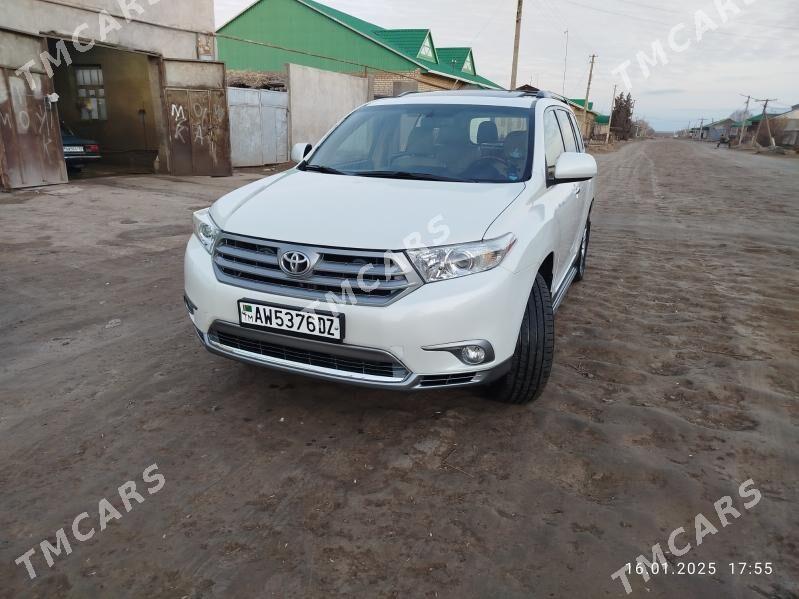 Toyota Highlander 2012 - 345 000 TMT - Köneürgenç - img 9