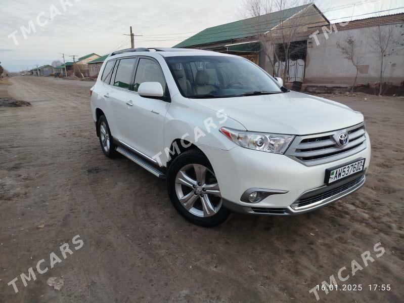 Toyota Highlander 2012 - 345 000 TMT - Köneürgenç - img 8