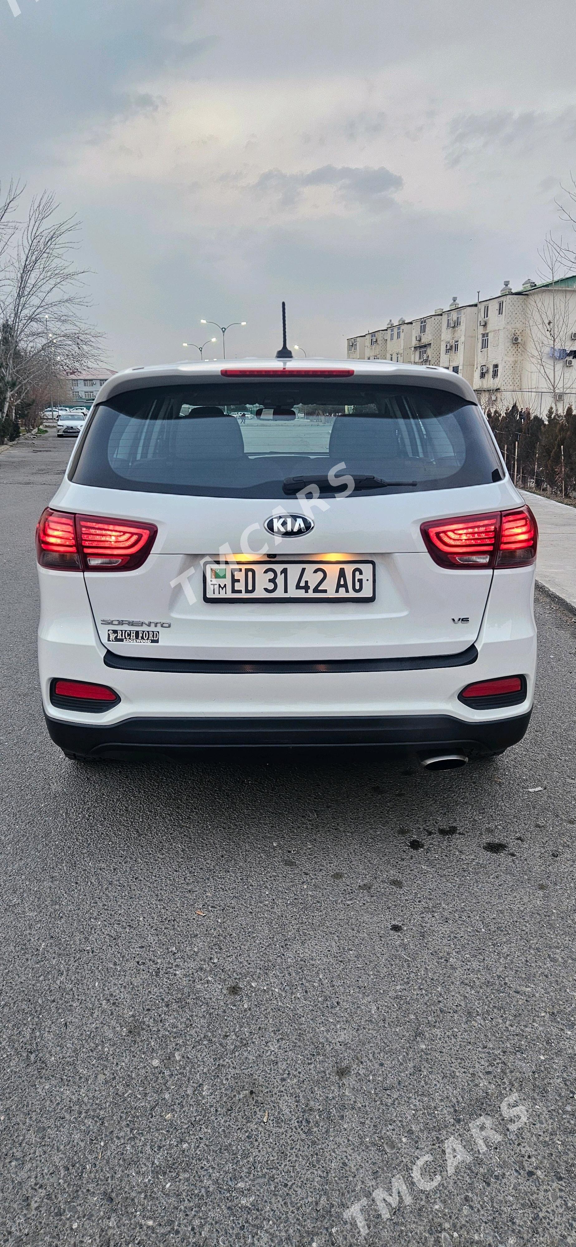 Kia Sorento 2019 - 305 000 TMT - Ашхабад - img 3