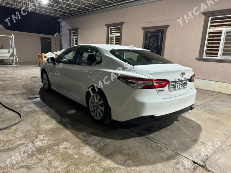 Toyota Camry 2019 - 260 000 TMT - Baýramaly - img 2