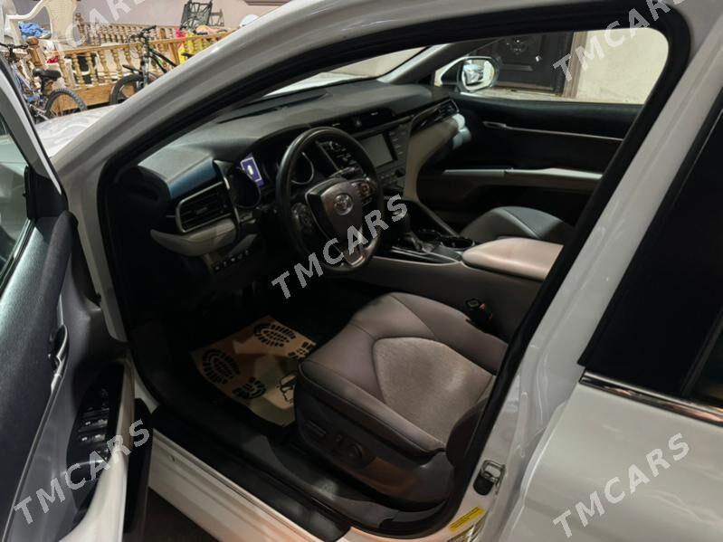 Toyota Camry 2019 - 260 000 TMT - Baýramaly - img 4