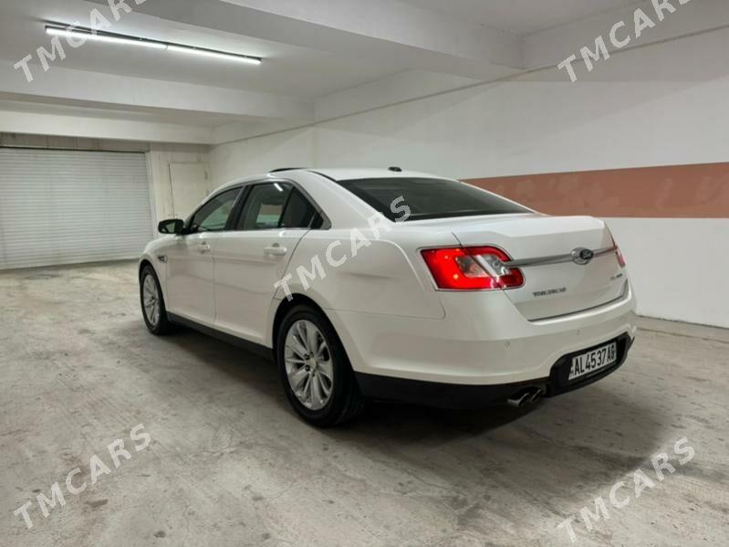 Ford Taurus 2010 - 165 000 TMT - 30 мкр - img 3