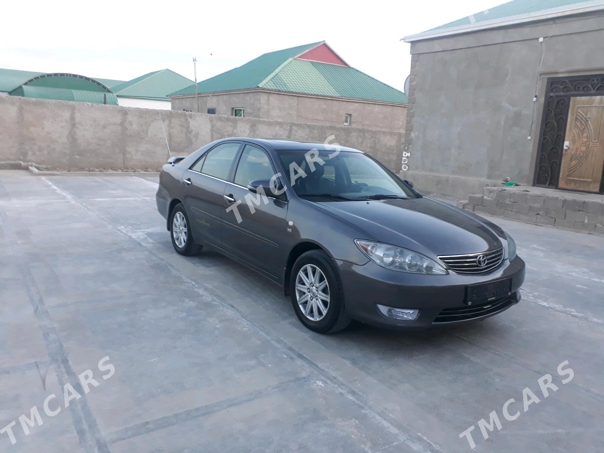 Toyota Camry 2004 - 160 000 TMT - Туркменбаши - img 2