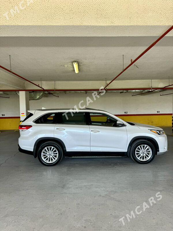 Toyota Highlander 2018 - 395 000 TMT - Ашхабад - img 9