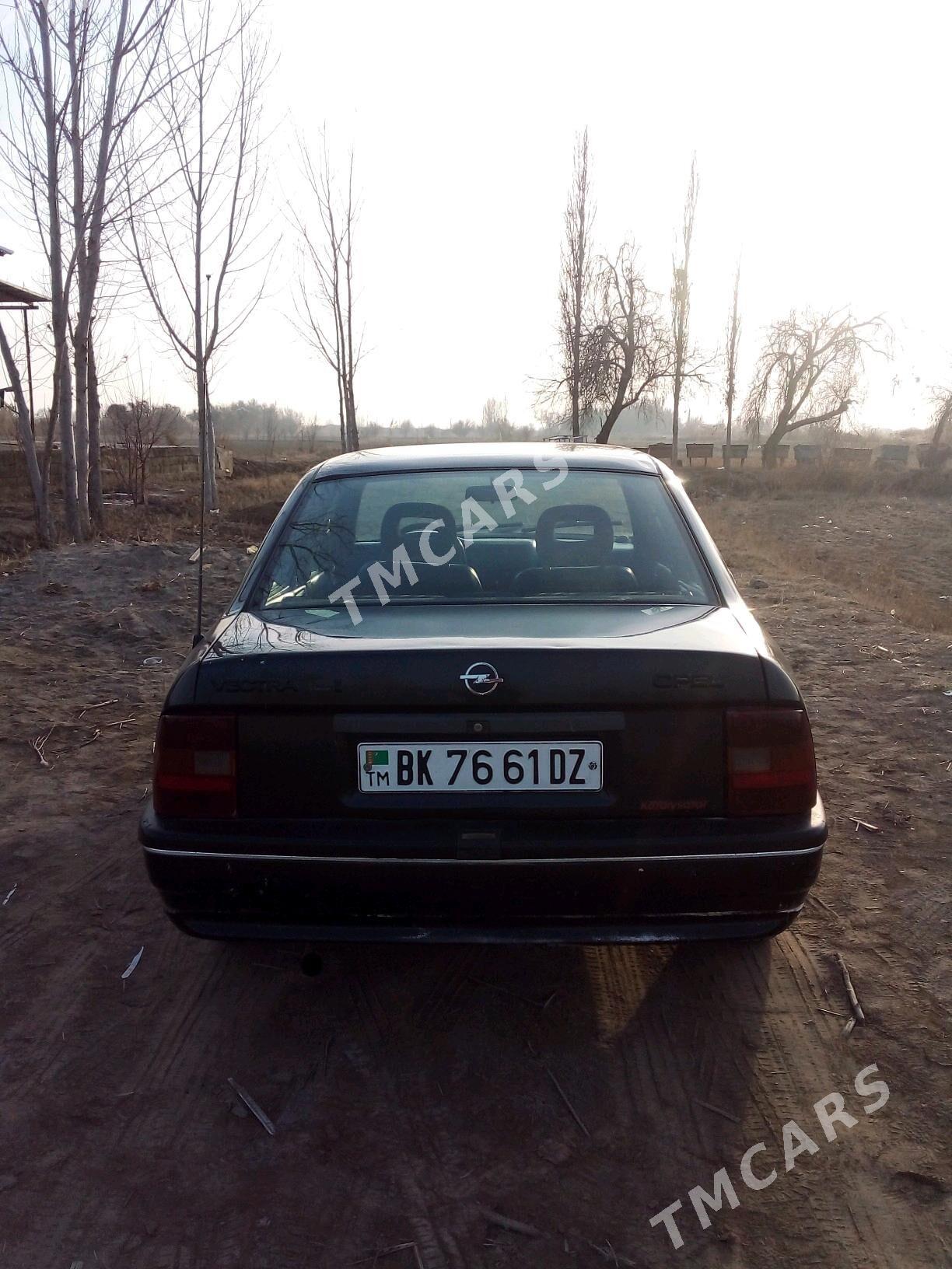 Opel Vectra 1992 - 33 000 TMT - Гурбансолтан Едже - img 4