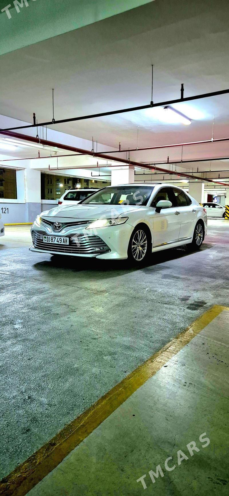 Toyota Camry 2018 - 410 000 TMT - Ашхабад - img 3