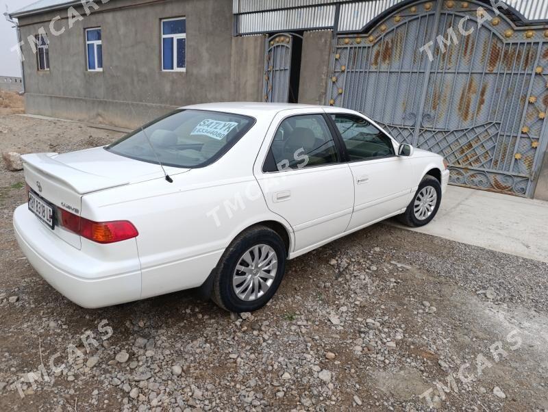 Toyota Camry 2000 - 124 000 TMT - Койтендаг - img 2