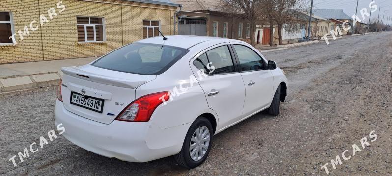 Nissan Versa 2012 - 83 000 TMT - Байрамали - img 3