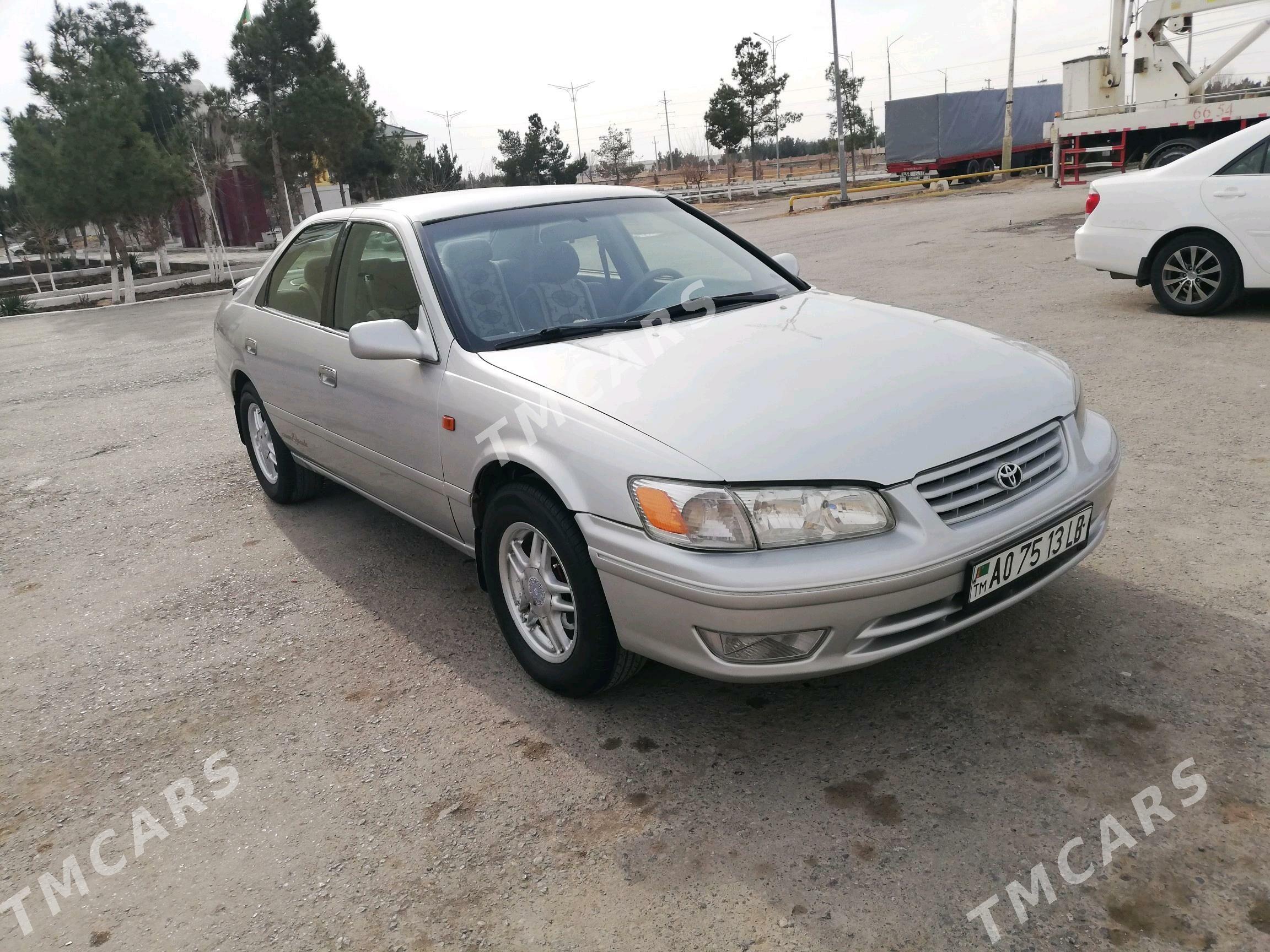 Toyota Camry 2000 - 114 000 TMT - Туркменабат - img 2