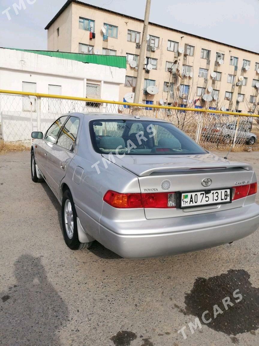 Toyota Camry 2000 - 114 000 TMT - Туркменабат - img 3